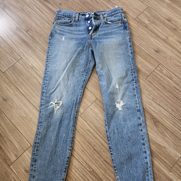Levi's High Rise Blue Jeans - Picture 2 of 3